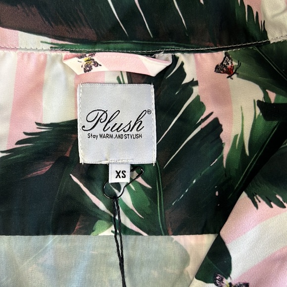 Plush X REVOLVE Long Sleeve Top and Short Pajama Set in Pink XS - Picture 8 of 9